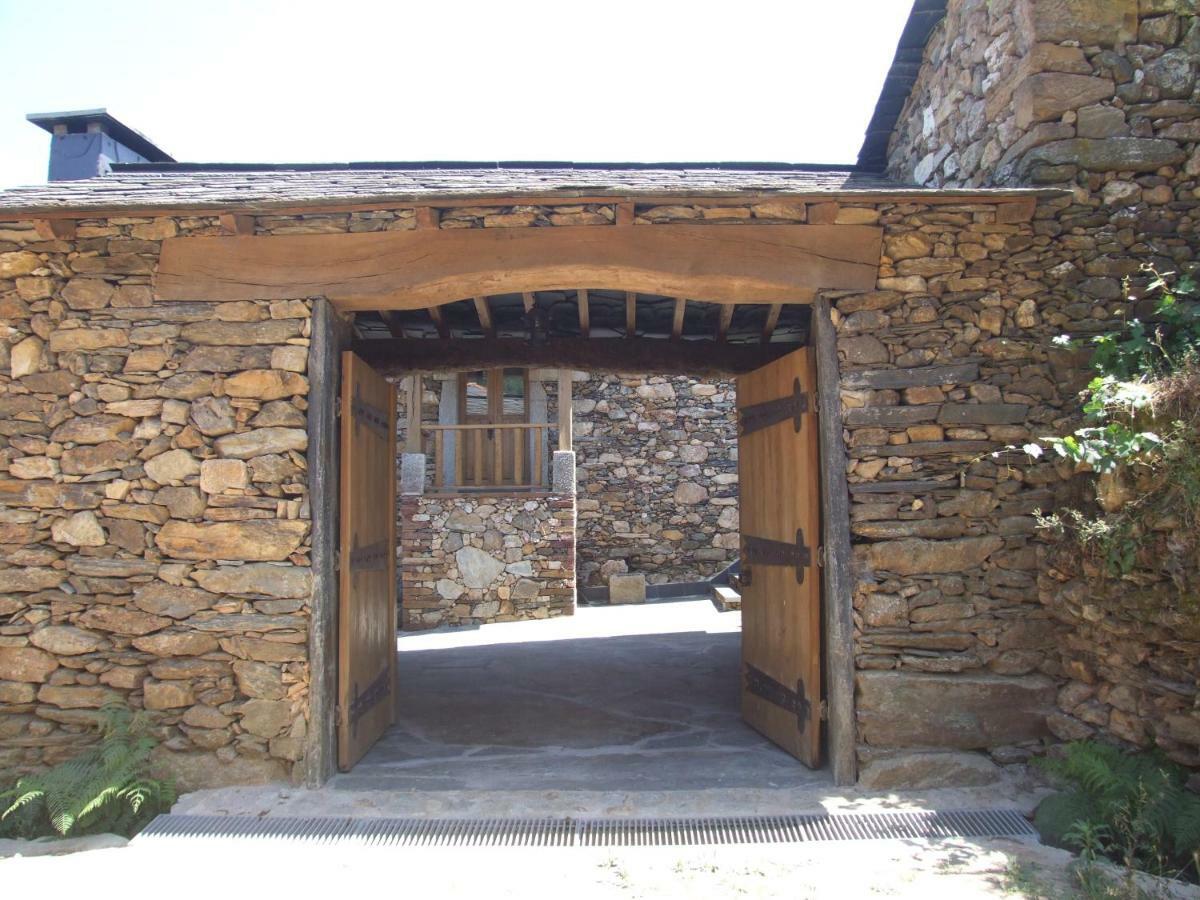 Casa Do Pinto Pensionat Arouca Eksteriør billede
